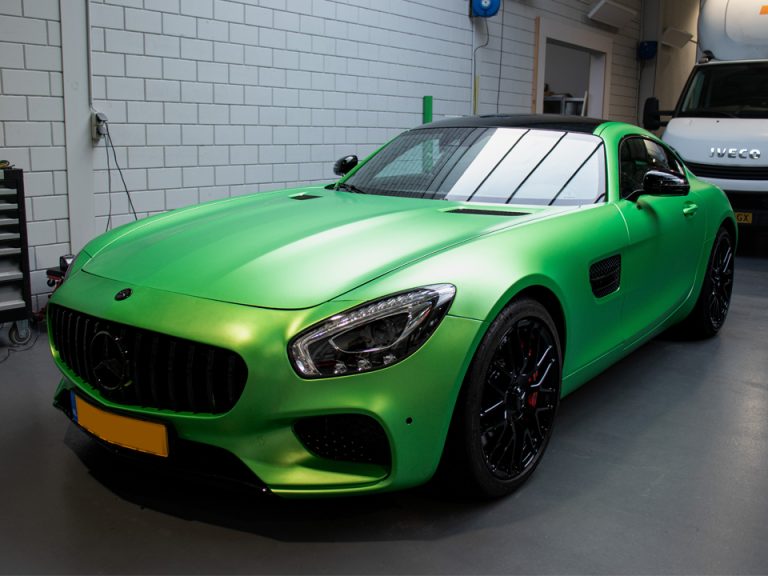 Mercedes AMG wrappen met groene folie |